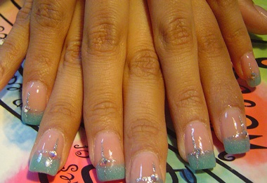 Những mẫu trang trí móng tay mới nhất - 3