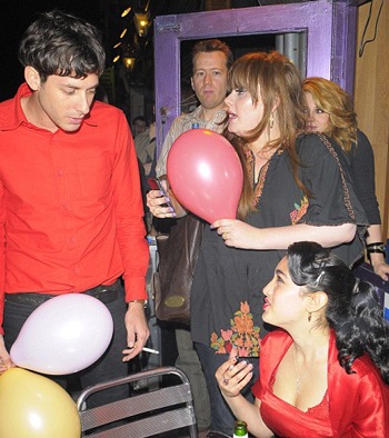 Amy Winehouse không dự tiệc sinh nhật của… chính mình - 1 Amy Winehouse không dự tiệc sinh nhật của… chính mình - 1