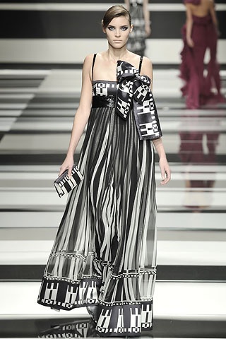 Bay bổng Elie Saab - 19 Bay bổng Elie Saab - 19