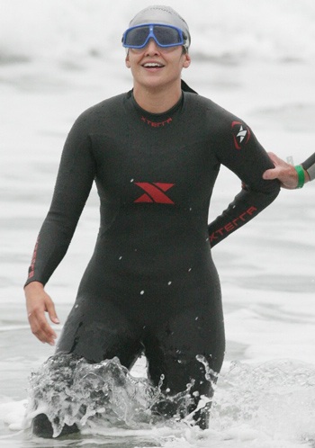 Jennifer Lopez thi đấu…thể thao - 2