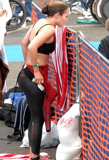 Jennifer Lopez thi đấu…thể thao - 3