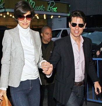 Tom Cruise: “Tôi quá tự hào về vợ mình” - 2