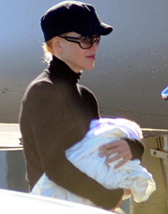 “Tôi có thể thay vợ chăm con” - 1