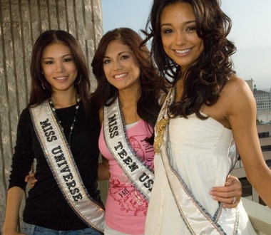 Hoa hậu hoàn vũ Riyo Mori quảng cáo đồ Jeans - 4 Hoa hậu hoàn vũ Riyo Mori quảng cáo đồ Jeans - 4