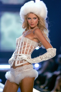 Hơn cả sự quyến rũ! - 23