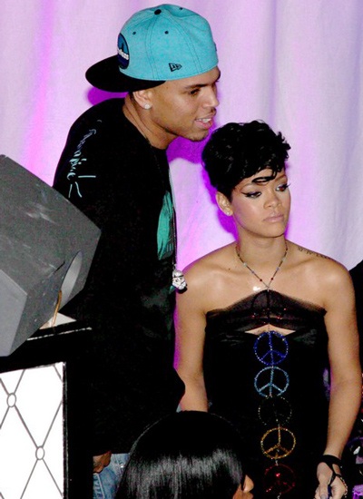 Chris Brown và Rihanna song ca sau… vụ hành hung - 1 Chris Brown và Rihanna song ca sau… vụ hành hung - 1