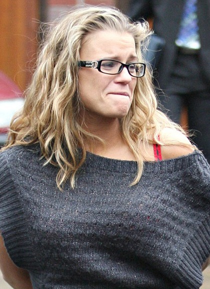 Cựu thành viên Atomic Kitten ly dị chồng - 2 Cựu thành viên Atomic Kitten ly dị chồng - 2