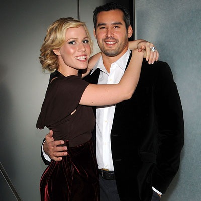 Natasha Bedingfield đã có một đám cưới rải đầy hoa hồng - 2 Natasha Bedingfield đã có một đám cưới rải đầy hoa hồng - 2