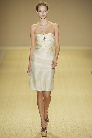 BST quyến rũ của Monique Lhuillier - 8 BST quyến rũ của Monique Lhuillier - 8