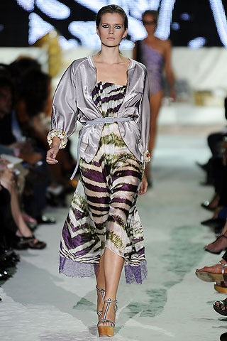 Just Cavalli: Trẻ trung sôi nổi - 13 Just Cavalli: Trẻ trung sôi nổi - 13