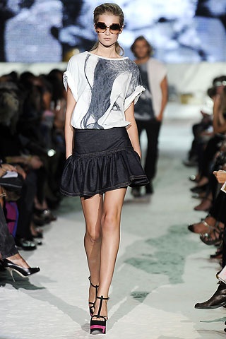 Just Cavalli: Trẻ trung sôi nổi - 6 Just Cavalli: Trẻ trung sôi nổi - 6