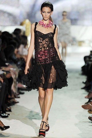 Just Cavalli: Trẻ trung sôi nổi - 1 Just Cavalli: Trẻ trung sôi nổi - 1