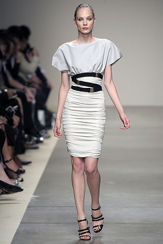 BST trẻ trung của Iceberg - 30