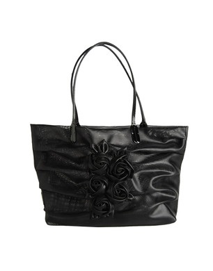 BST túi sành điệu của Valentino - 13