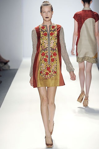 BST đa sắc màu của Sabyasachi - 8 BST đa sắc màu của Sabyasachi - 8