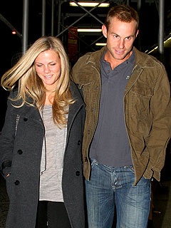 Siêu mẫu áo tắm Brooklyn Decker: Xinh đẹp trong ngày cưới - 2 Siêu mẫu áo tắm Brooklyn Decker: Xinh đẹp trong ngày cưới - 2