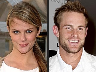 Siêu mẫu áo tắm Brooklyn Decker đã kết hôn - 1 Siêu mẫu áo tắm Brooklyn Decker đã kết hôn - 1
