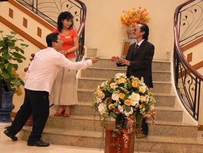 Phim sitcom “miễn nhiễm” với Cánh Diều Vàng - 2 Phim sitcom “miễn nhiễm” với Cánh Diều Vàng - 2