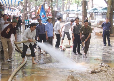 Biển nước vẫn bủa vây thắng cảnh chùa Hương - 8 Biển nước vẫn bủa vây thắng cảnh chùa Hương - 8