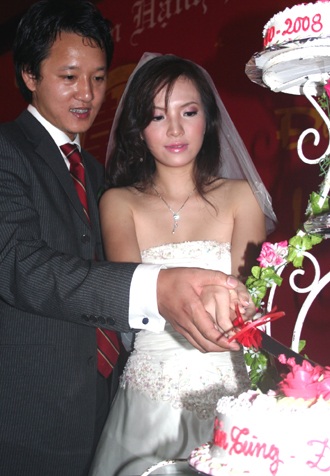 Chùm ảnh: MC Đan Lê rạng ngời ngày vu quy - 12 Chùm ảnh: MC Đan Lê rạng ngời ngày vu quy - 12