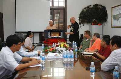 Cây tre, đèn lồng, trống đồng… sẽ làm nên sân khấu đêm chung kết? - 1 Cây tre, đèn lồng, trống đồng… sẽ làm nên sân khấu đêm chung kết? - 1