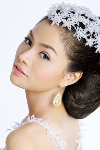 Vũ Thu Phương được diễn cùng ngôi sao Củng Lợi - 4 Vũ Thu Phương được diễn cùng ngôi sao Củng Lợi - 4