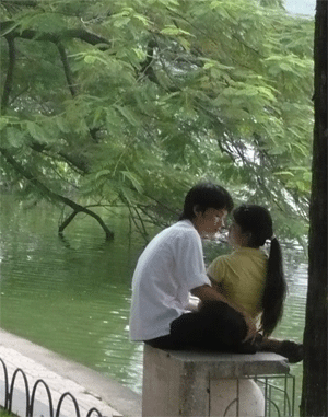 9X “biến hóa” sống thử - 2