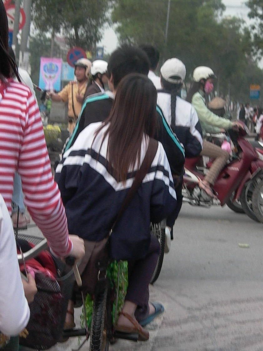 Nghỉ yêu vì… BMX - 1