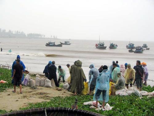 Hơn 1 tháng, 5 lần dự báo thời tiết sai - 1