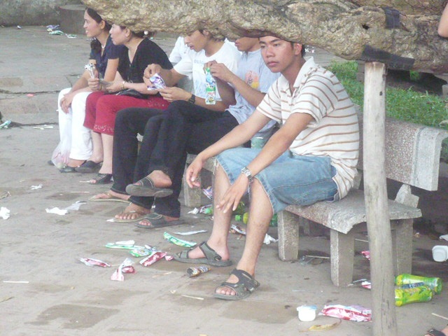 Văn Miếu một chiều “đổ lửa” - 6