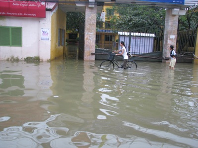 Nhiều trường học vẫn ngập băng - 1 Nhiều trường học vẫn ngập băng - 1