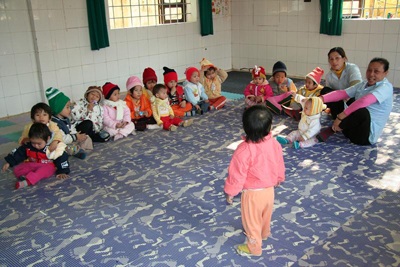 Quỹ Nhân ái đem "lộc xuân" đến những địa chỉ đỏ - 2 Quỹ Nhân ái đem "lộc xuân" đến những địa chỉ đỏ - 2