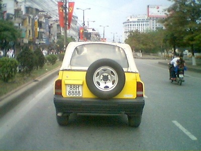 Thu hồi biển xe 88H-8888, kỷ luật cán bộ liên quan - 2 Thu hồi biển xe 88H-8888, kỷ luật cán bộ liên quan - 2