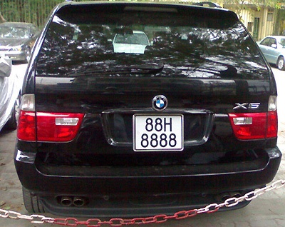 Thu hồi biển xe 88H-8888, kỷ luật cán bộ liên quan - 3 Thu hồi biển xe 88H-8888, kỷ luật cán bộ liên quan - 3