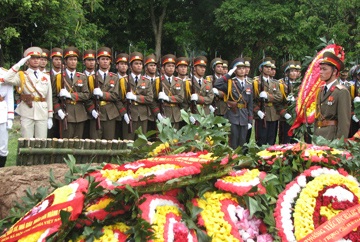 Thương tiếc tiễn đưa Thượng tướng Hoàng Minh Thảo - 9