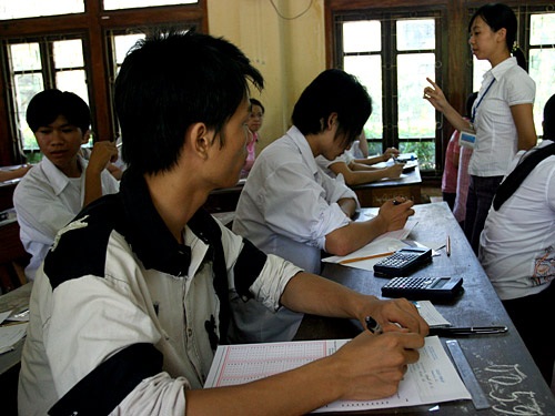 Có được mang nước vào phòng thi? - 1 Có được mang nước vào phòng thi? - 1