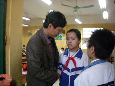 Hơn 1000 học sinh tiểu học tham dự cuộc thi Olympic tiếng Anh - 4