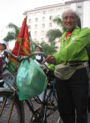 8x và U70 cùng “ngựa sắt” đã lên đường - 2 8x và U70 cùng “ngựa sắt” đã lên đường - 2