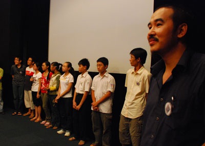“Nấm mỡ lùn” - “đạo diễn” tuổi 17 - 2 “Nấm mỡ lùn” - “đạo diễn” tuổi 17 - 2