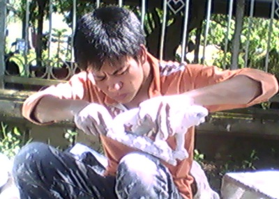 Rong ruổi đúc tượng mưu sinh - 2 Rong ruổi đúc tượng mưu sinh - 2