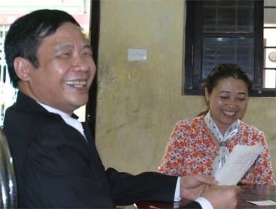 Giỏi Tin, siêu Anh “nhờ” những bản kiểm điểm - 3