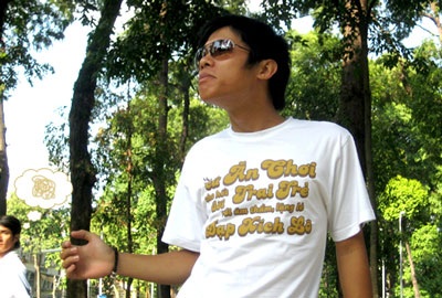 “Của độc, hàng lạ” lại hút người trẻ - 4