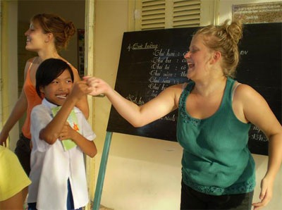 10 ngày "đi chơi" với trẻ em làng phong - 1