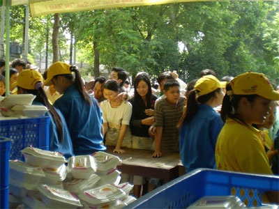 “Chạy đua” cùng sĩ tử - 2 “Chạy đua” cùng sĩ tử - 2