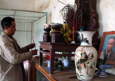 Lên Thủy Trầm, tầm chép đỏ - 11 Lên Thủy Trầm, tầm chép đỏ - 11