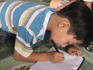 Học mẫu giáo tự giải được toán lớp 2 - 1