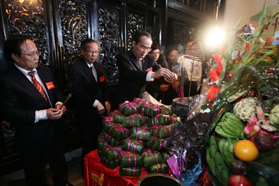 Linh thiêng lễ dâng hương, nô nức ngày chính hội - 3