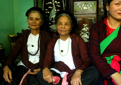 Lấy quan họ nuôi quan họ  - 1