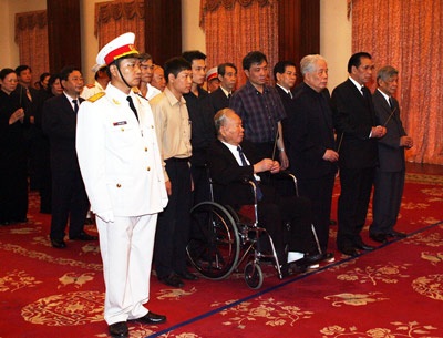 Hàng chục nghìn người viếng cố Thủ tướng Võ Văn Kiệt - 4