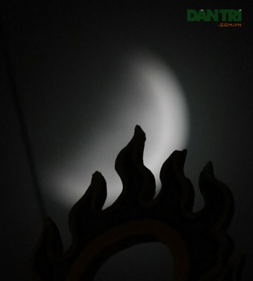 Đêm qua nguyệt thực... - 7 Đêm qua nguyệt thực... - 7